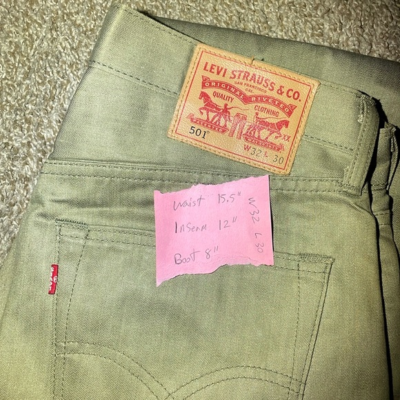 Levi Strauss - Picture 5 of 5